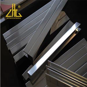 Saluran U Aluminium yang Dipoles